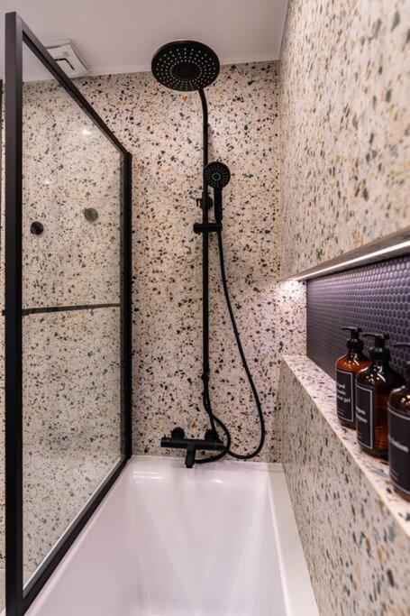 Apartament Na Grabiszynskiej Wroclaw Dış mekan fotoğraf